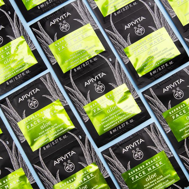 APIVITA drėkinamoji veido kaukė su alavijais EXPRESS BEAUTY 2 x 8 ml