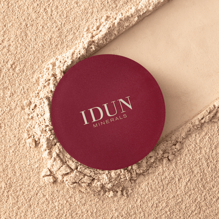 IDUN Minerals birus makiažo pagrindas Saga Nr. 1033 neutral extra light, 7 g