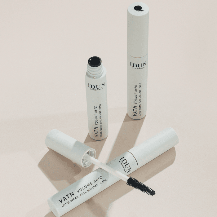 IDUN Minerals suteikiantis apimties vandeniui atsparus blakstienų tušas, juodos spalvos VATN VOLUME Nr.5016, 9 ml