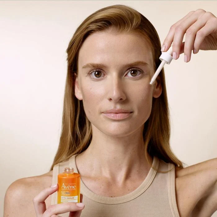 AVENE SUN skaistinamasis serumas su Vit. C SPF 50, 30 ML