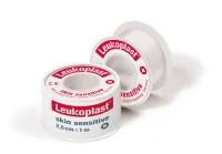 LEUKOPLAST Skin Sensitive silikonu dengtas medicininis pleistras plastikinėje ritėje 2,5 cm x 1 m N1