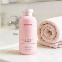 SKINLOVERS Repair & Balance atkuriamasis šampūnas dažytiems ir pažeistiems plaukams, 300 ml