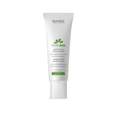 BABĒ drėkinamasis, matinį efektą suteikiantis veido kremas mišriai, riebiai odai Stop AKN 50 ml