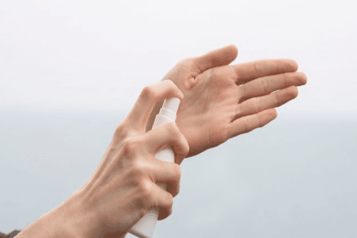 Dezinfekuojamų rankų priežiūra