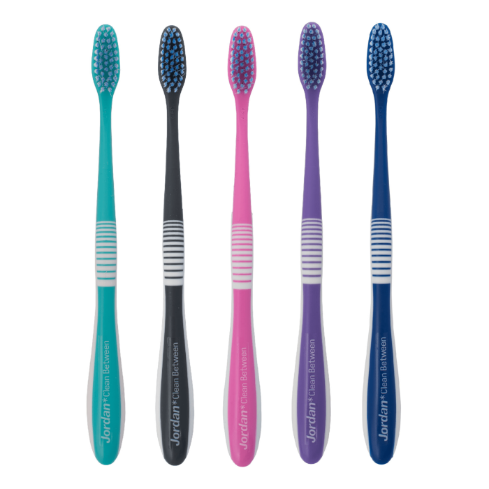 Jordan minkštas dantų šepetėlis Clean Between N1