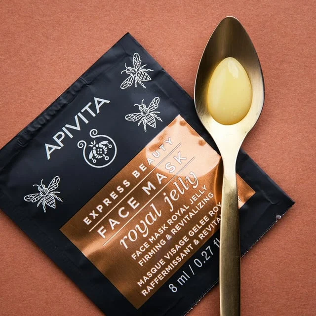 APIVITA veido kaukė su bičių pieneliu EXPRESS BEAUTY 2 x 8 ml