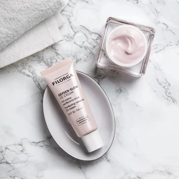 FILORGA veido kremas nuo saulės brandžiai, skaistumo stokojančiai veido odai OXYGEN-GLOW CC, 50 ml