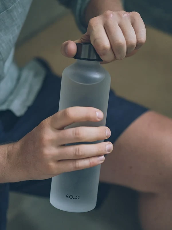 EQUA stiklo gertuvė Velvet black 750 ml